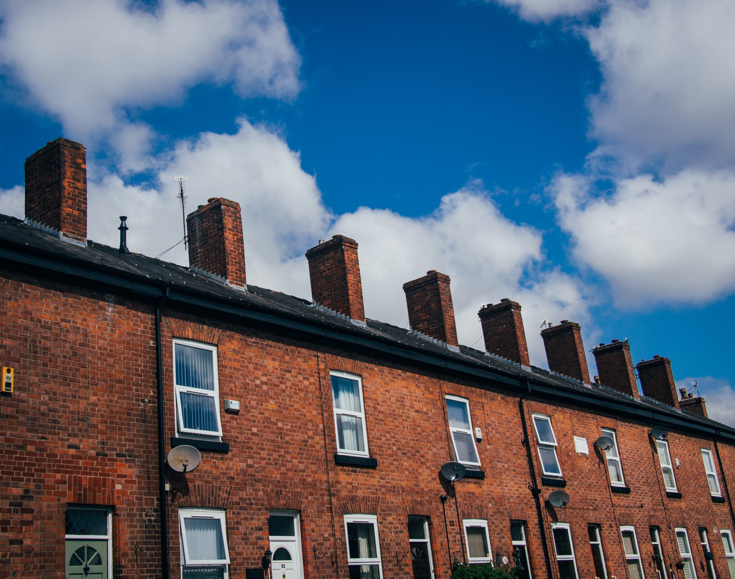 Why are UK households calling for an urgent retrofit strategy?